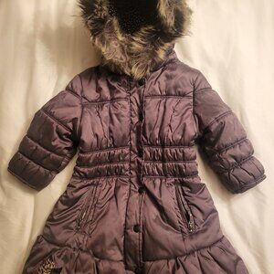 Children's dress/casual winter coat, with hood size 5, CATIMINI.